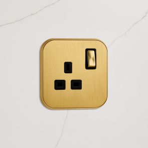 1G UK Socket (13A) Gold