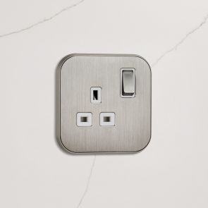 1G UK Socket (13A) Silver