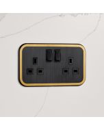 2G UK Plug Socket (13A) in Black & Gold