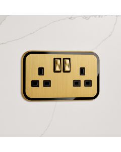 2G UK Plug Socket (13A) in Gold & Black Gloss